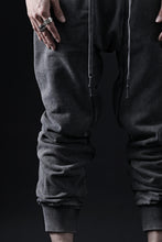 画像をギャラリービューアに読み込む, 11 BY BORIS BIDJAN SABERI JOGGER PANT / ACID OBJECT DYED "P13-F-1235" (HEAVY SWEAT / ACID GREY)