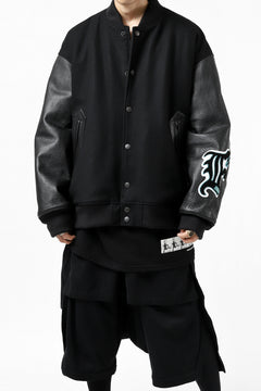 画像をギャラリービューアに読み込む, FACETASM "F" STADIUM JACKET (BLACK)