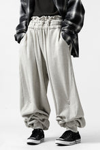 画像をギャラリービューアに読み込む, FACETASM SUPER BIG SWEAT PANTS (GREY)