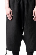 Load image into Gallery viewer, ISAMU KATAYAMA BACKLASH EASY SHORTS / SOFT LINEN (BLACK)