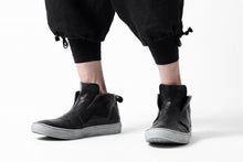 Load image into Gallery viewer, ISAMU KATAYAMA BACKLASH EASY SHORTS / SOFT LINEN (BLACK)
