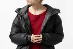 Load image into Gallery viewer, ISAMU KATAYAMA BACKLASH xx NANGA REVERSIBLE AURORA DOWN JACKET / KANGAROO + NYLON x POLISH WHITE GOOSE (BLACK x GREY)