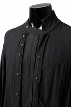 画像をギャラリービューアに読み込む, SOSNOVSKA UNEXPECTED DISPLACEMENT SHIRT (BLACK)