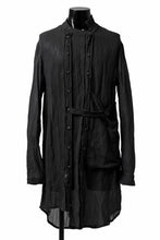 画像をギャラリービューアに読み込む, SOSNOVSKA UNEXPECTED DISPLACEMENT SHIRT (BLACK)