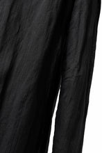 画像をギャラリービューアに読み込む, SOSNOVSKA UNEXPECTED DISPLACEMENT SHIRT (BLACK)