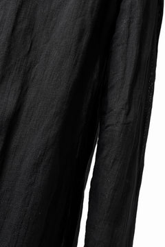 画像をギャラリービューアに読み込む, SOSNOVSKA UNEXPECTED DISPLACEMENT SHIRT (BLACK)