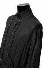 画像をギャラリービューアに読み込む, SOSNOVSKA UNEXPECTED DISPLACEMENT SHIRT (BLACK)