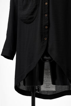 Load image into Gallery viewer, SOSNOVSKA OPEN SOFT SHIRT (BLACK)