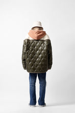 画像をギャラリービューアに読み込む, FACETASM ZIPPER SHERPA QUILTED LINER JACKET (ECRU x KHAKI)