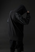 画像をギャラリービューアに読み込む, MASSIMO SABBADIN HOODY wt. HAND DYED VINTAGE DENIM SLEEVE (black)