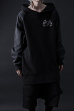画像をギャラリービューアに読み込む, MASSIMO SABBADIN HOODY wt. HAND DYED VINTAGE DENIM SLEEVE (black)