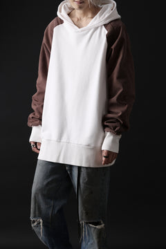 画像をギャラリービューアに読み込む, MASSIMO SABBADIN exclusive HOODY wt. HAND DYED VINTAGE DENIM SLEEVE (white)