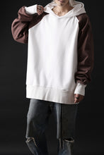 画像をギャラリービューアに読み込む, MASSIMO SABBADIN exclusive HOODY wt. HAND DYED VINTAGE DENIM SLEEVE (white)