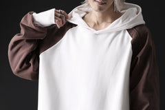 画像をギャラリービューアに読み込む, MASSIMO SABBADIN exclusive HOODY wt. HAND DYED VINTAGE DENIM SLEEVE (white)