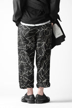 画像をギャラリービューアに読み込む, forme d&#39;expression Narrow Tucked Wide Trousers (Black)