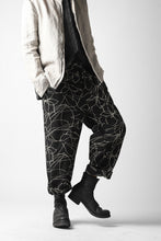 画像をギャラリービューアに読み込む, forme d'expression Narrow Tucked Wide Trousers (Black)