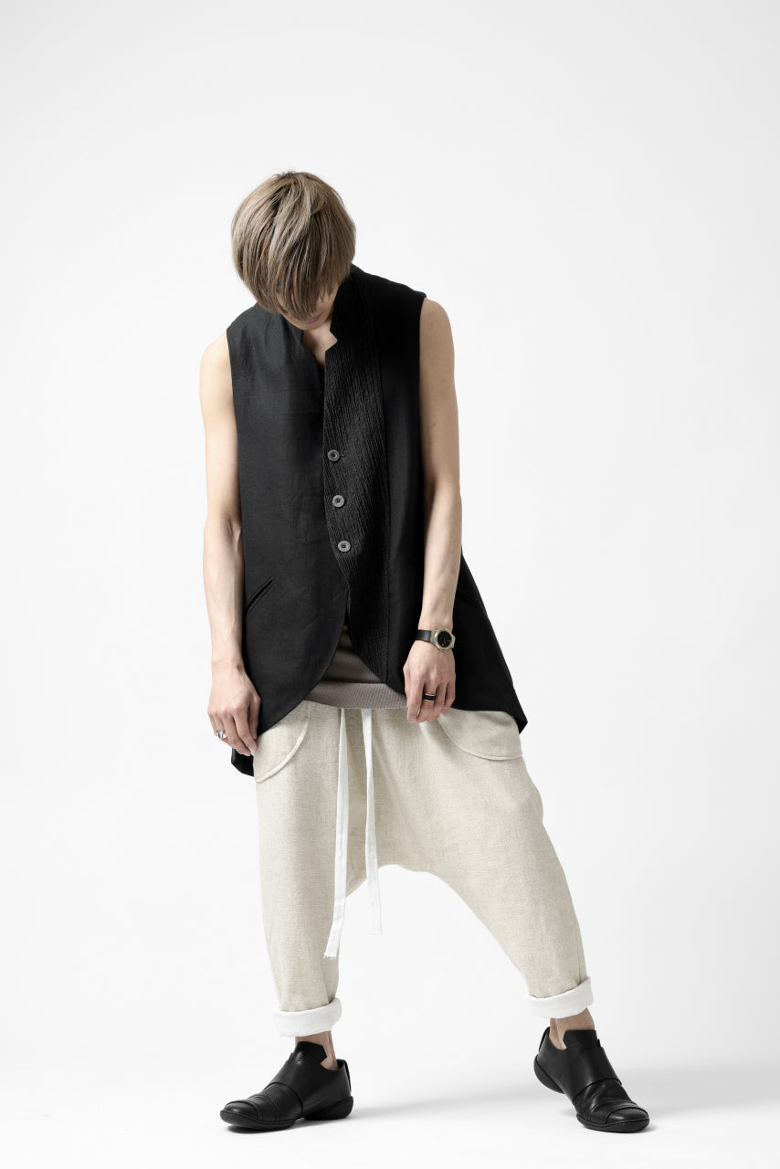 画像をギャラリービューアに読み込む, SOSNOVSKA STRUCTURAL INTERCALATION VEST (BLACK)