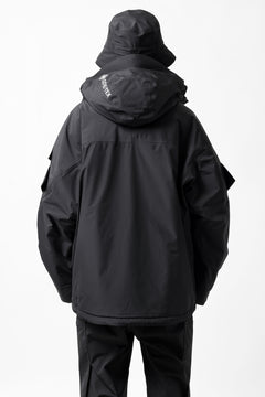 画像をギャラリービューアに読み込む, D-VEC x ALMOSTBLACK HOODED JACKET / GORE-TEX PRODUCT 2L PRIMALOFT SHELL (BLACK)