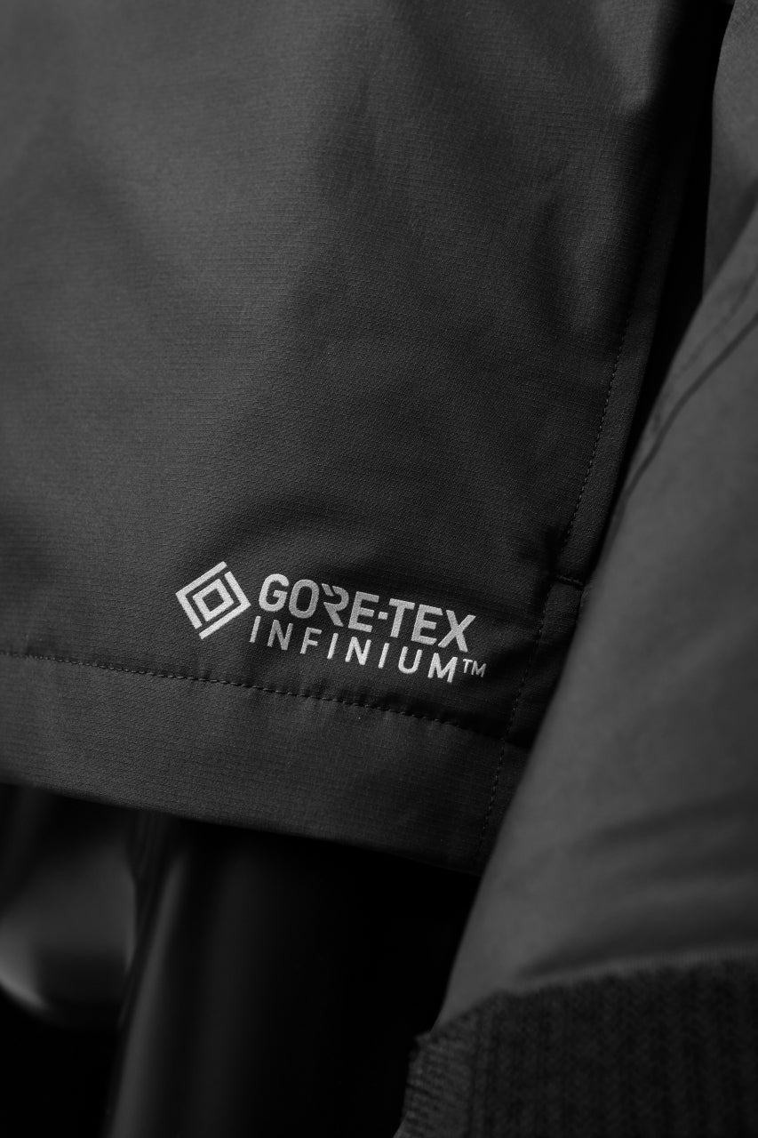 画像をギャラリービューアに読み込む, D-VEC x ALMOSTBLACK COLLARED BLOUSON / GORE-TEX INFINIUM™ POLARIS 2L (BLACK)