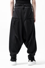 画像をギャラリービューアに読み込む, vital x DEFORMATER.® exclusive TAILOR WIDE TAPERED PANTS / GAUDI SMOOTH JERSEY (BLACK)