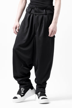 画像をギャラリービューアに読み込む, vital x DEFORMATER.® exclusive TAILOR WIDE TAPERED PANTS / GAUDI SMOOTH JERSEY (BLACK)