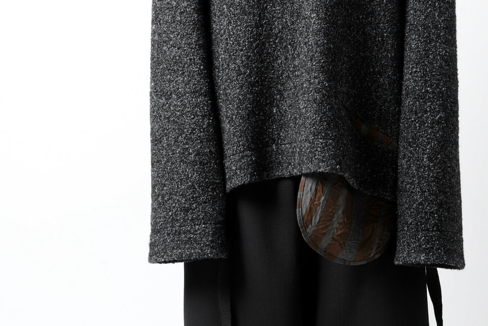 画像をギャラリービューアに読み込む, SOSNOVSKA CRAWLED OUT POCKET KNIT SWEATER (BLACK)