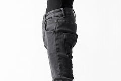 画像をギャラリービューアに読み込む, thomkrom OVER LOCKED SKINNY TROUSERS /  FADE STRETCH DENIM (LIGHT GREY)