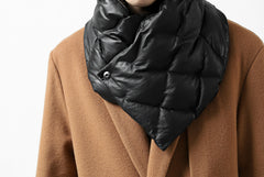 Load image into Gallery viewer, ISAMU KATAYAMA BACKLASH DOWN MUFFLER / KANGAROO + POLISH WHITE GOOSE (BLACK)