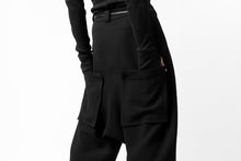 画像をギャラリービューアに読み込む, SOSNOVSKA WEIGHTY COVER PANTS (BLACK)
