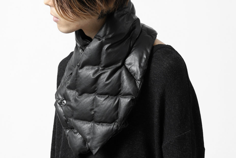 Load image into Gallery viewer, ISAMU KATAYAMA BACKLASH DOWN MUFFLER / KANGAROO + POLISH WHITE GOOSE (BLACK)