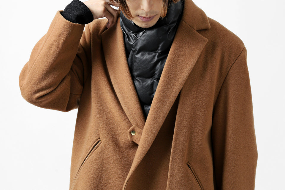 Load image into Gallery viewer, ISAMU KATAYAMA BACKLASH DOWN MUFFLER / KANGAROO + POLISH WHITE GOOSE (BLACK)