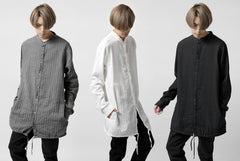 Load image into Gallery viewer, daub STRIPE LONG SHIRT / COLD DYED SOFT TWILL (GREY)