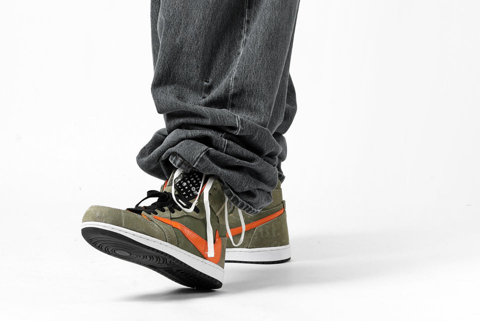 画像をギャラリービューアに読み込む, FACETASM SUPER BIG DENIM PANTS (BLACK)