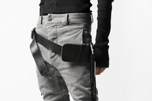 画像をギャラリービューアに読み込む, BORIS BIDJAN SABERI LEATHER WALLET with NECK STRAP / VEG TAN HORSE SKIN "WALLET2-F251" (BLACK)