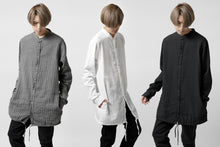 Load image into Gallery viewer, daub STRIPE LONG SHIRT / DYED SOFT TWILL (BLACK)