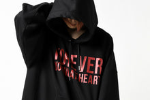 Load image into Gallery viewer, mastermind JAPAN SWEAT HOODIE / GLITTER LOGO (BLACK)