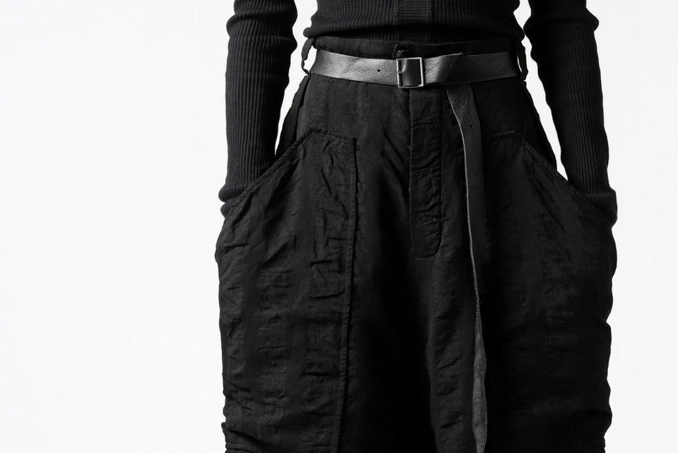 画像をギャラリービューアに読み込む, SOSNOVSKA SQUEEZED STRIPE PANTS (BLACK)
