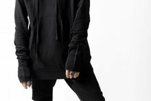 画像をギャラリービューアに読み込む, thomkrom DOUBLE HOODIE PULL OVER PARKA / OVER LOCKED (BLACK)