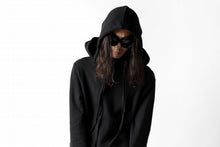 画像をギャラリービューアに読み込む, thomkrom DOUBLE HOODIE PULL OVER PARKA / OVER LOCKED (BLACK)