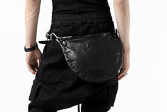 Load image into Gallery viewer, ISAMU KATAYAMA BACKLASH 2WAY BAM FLAP BAG / ITALY SHOULDER OBJECT DYED (BLACK)