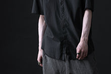 画像をギャラリービューアに読み込む, daub DYEING MINIMAL SS SHIRT / ORGANIC COTTON (BLACK)