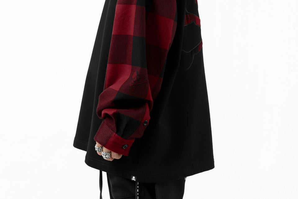 Load image into Gallery viewer, mastermind JAPAN COMBI PULLOVER TOPS / CHECK SHIRT SLEEVE (BLACK x RED)