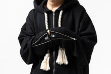 Load image into Gallery viewer, mastermind JAPAN HOODIE ZIP SWEAT JACKET / ROPE CODE (BLACK)