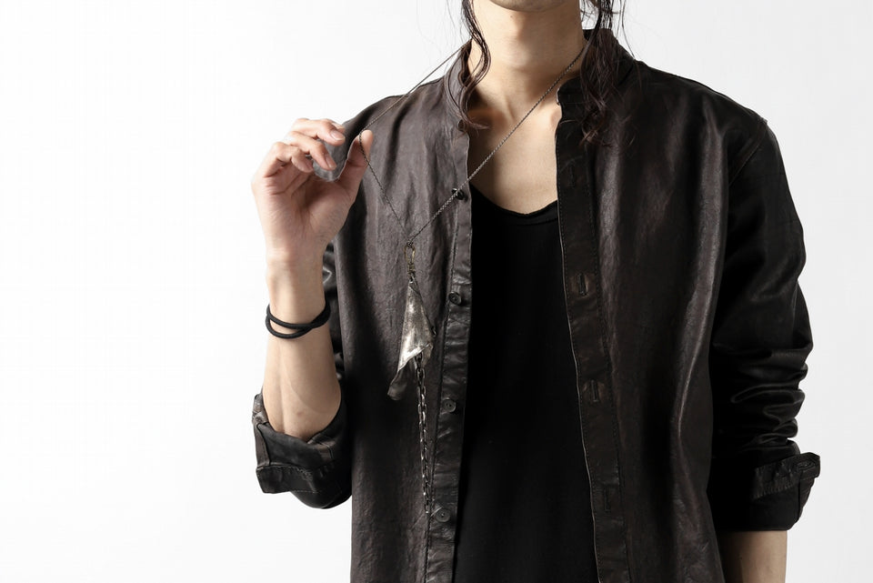 Load image into Gallery viewer, ISAMU KATAYAMA BACKLASH exclusive LEATHER SHIRT / ITALY SHOULDER 0.6mm (DARK GREY)