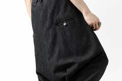 画像をギャラリービューアに読み込む, SOSNOVSKA exclusive CLOWN STYLE PANTS (BLACK STRIPE)