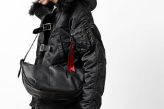 画像をギャラリービューアに読み込む, ISAMU KATAYAMA BACKLASH exclusive UTILITY BAG / GUIDI OILED CALF (BLACK)