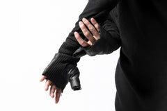 画像をギャラリービューアに読み込む, thomkrom FINGER OUT GLOVES / BOA FLEECY JERSEY (BLACK)