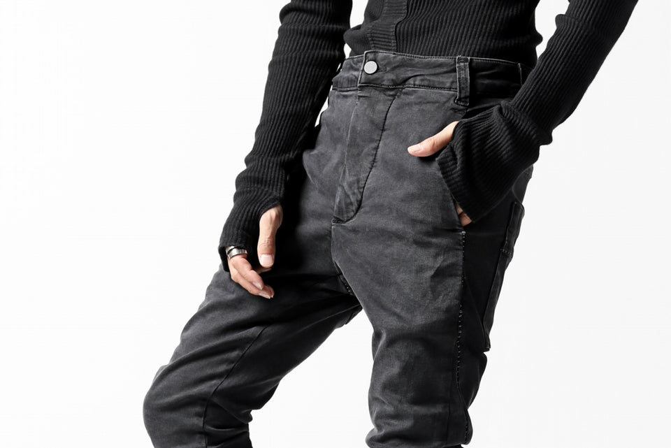 画像をギャラリービューアに読み込む, thomkrom OVER LOCKED SKINNY TROUSERS /  HYPER STRETCH DENIM (DARK GREY)