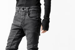 画像をギャラリービューアに読み込む, thomkrom OVER LOCKED SKINNY TROUSERS /  FADE STRETCH DENIM (LIGHT GREY)