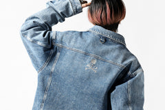 Load image into Gallery viewer, mastermind JAPAN TRUCKER JACKET / 2WAY STRETCH DENIM (INDIGO)
